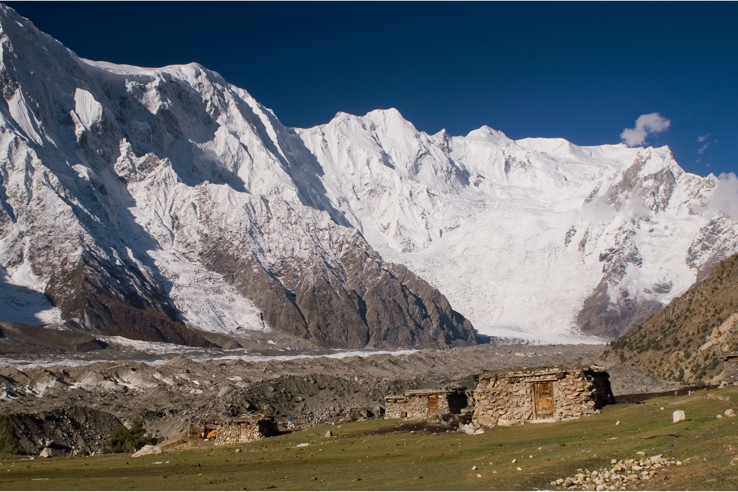 Passu to Batura (Yashperth) Trek