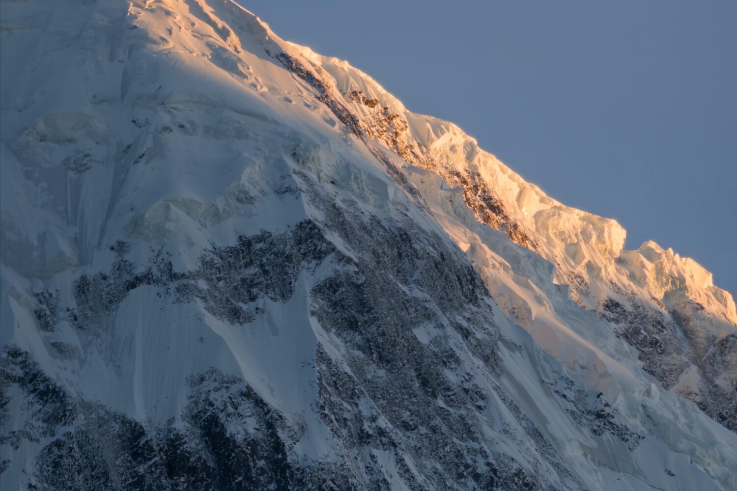 sunrise view Batura Glacier (Yashpert) Meadow
